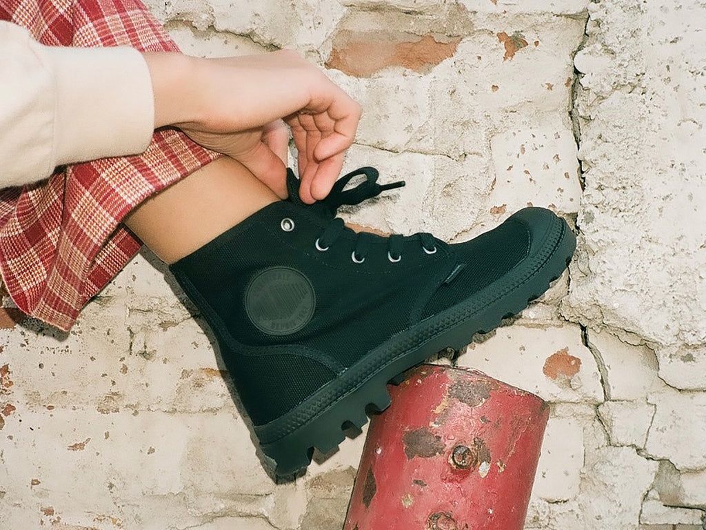 Palladium Pampa Hi Bot Kadın Siyah Siyah | 25748YVBM